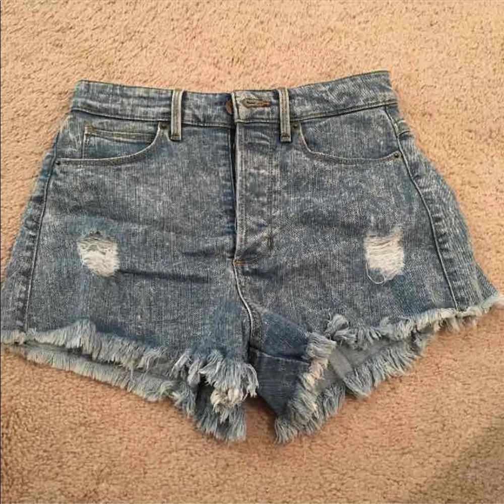 Women guess shorts